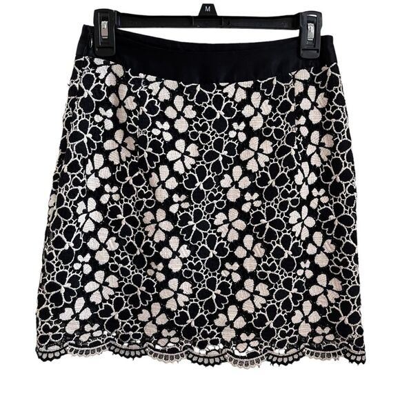 Milly floral lace skirt black white size 2 scalloped hem silk lining feminine - Picture 1 of 6